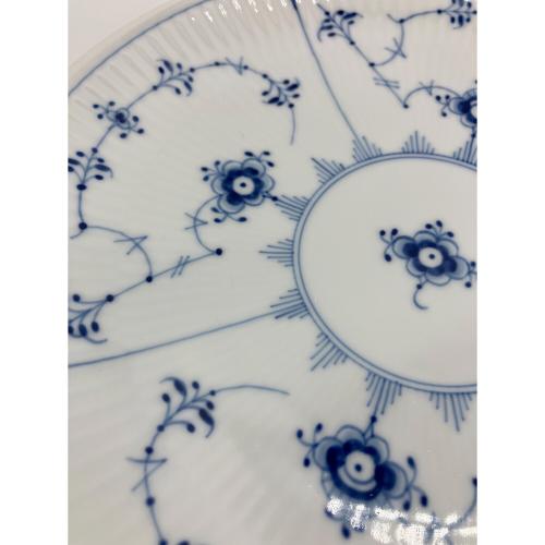 ROYAL COPENHAGEN (ロイヤル・コペンハーゲン) プレート 19cm ブルーフルーテッド・プレイン