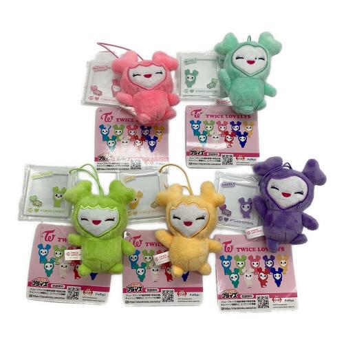 TWICE (トゥワイス) アイドルグッズ 5点セット twice lovers チャーム付マスコット
