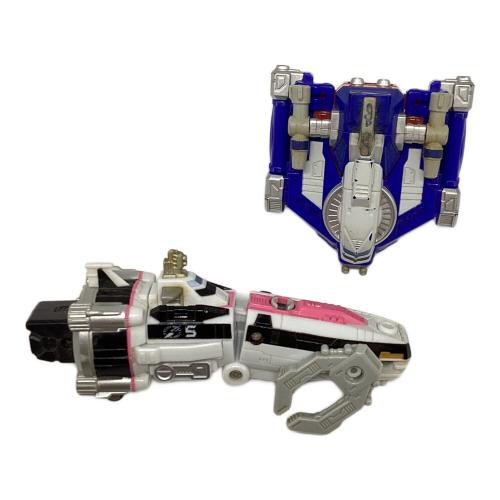 轟轟戦隊ボウケンジャー (ゴーゴーセンタイボウケンジャー) DXアルティメットダイボウケン 戦隊ヒーロー DXダイボウケン+轟轟合体シリーズ01~05+武器（合計14パーツ分）説明書一部のみ付属