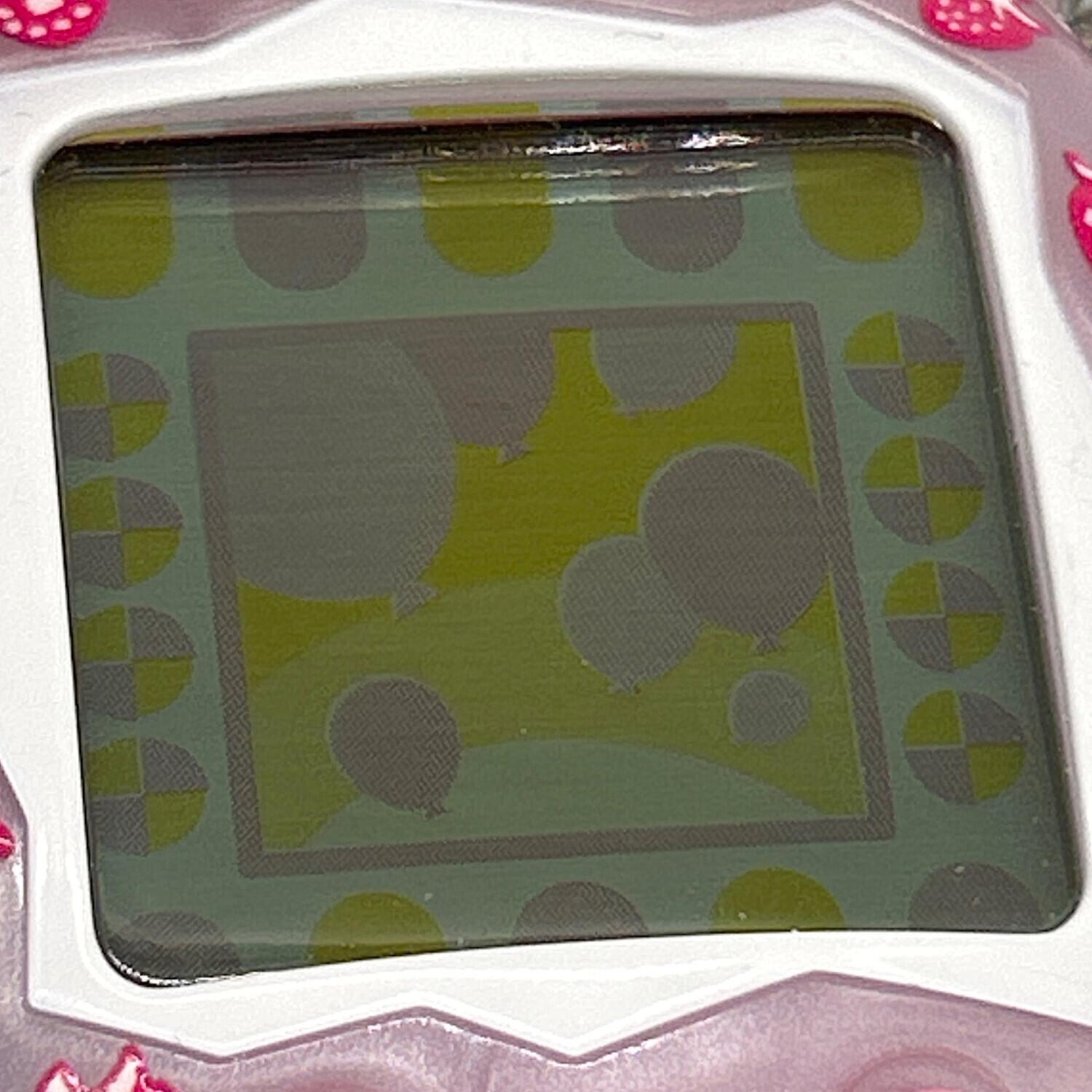 新品未開封　たまごっち　　いちごばーるみるく バンダイ(BANDAI)] Tamagotchi Connection いちごぱーるみるく