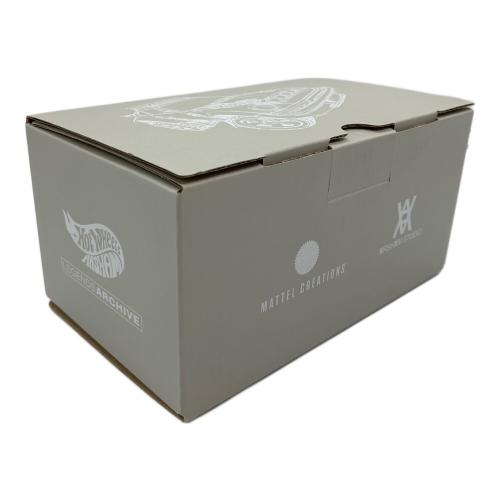 HOT WHEELS (ホットウィールズ) ミニカー Daniel Arsham Eroded Porsche Safari