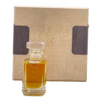 FUEGUIA (フエギア) tierra del fuego 箱付 8ml 残量80%-99%