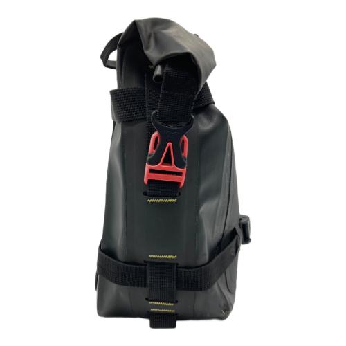 GIVI (ジビ) 防水エンジンガードバッグ左右セット ストラップ付 CANYON 