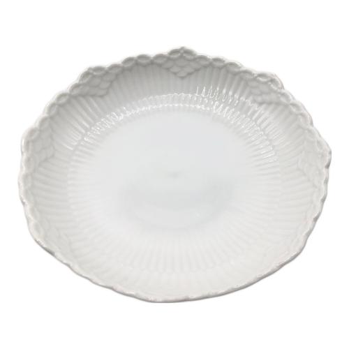 ROYAL COPENHAGEN (ロイヤル・コペンハーゲン) ホワイトフルーテッド・ハーフレース　ケーキディッシュ