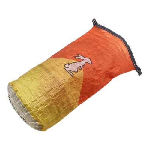 HIGH TAIL DESIGNS (ハイテイルデザイン) 登山雑貨 SIZE S オレンジ ULロールトップスタッフサック