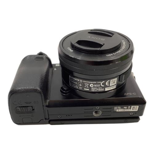 SONY (ソニー) ミラーレス一眼カメラ α6000 ILCE-6000 本体用レンズカバー挟まり