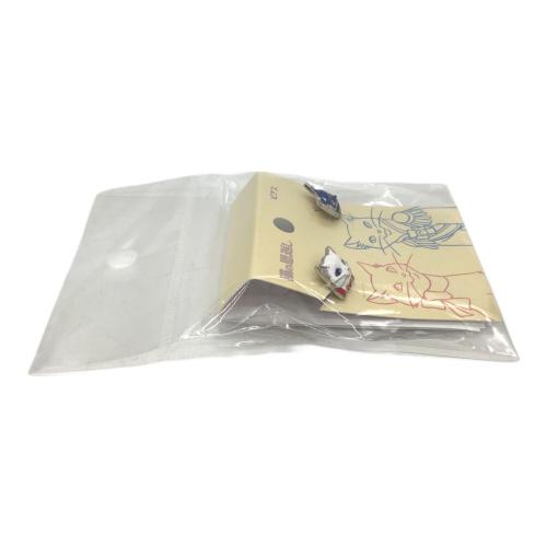 猫の恩返し (ネコノオンガエシ) μ ルーンとユキちゃんのピアス どんぐり共和国