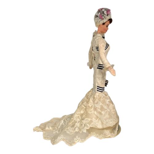 Barbie (バービー) My Fair Lady バービー人形 ※全体にヤケ有 Barbie as Eliza Doolittle in My Fair Lady