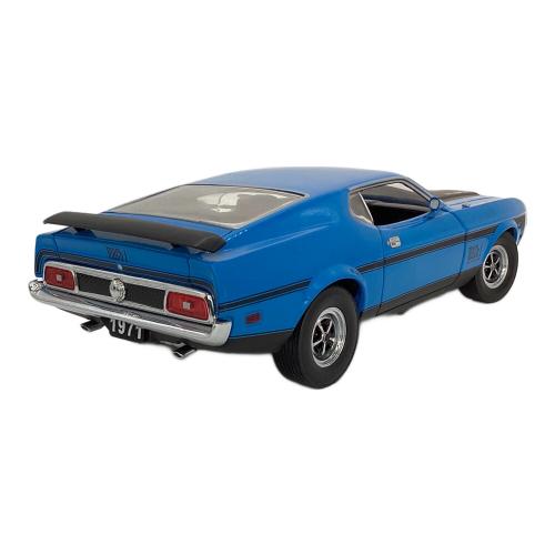SUNSTAR (サンスタ) Mach1 1971 MUSTANG 351 RAM AIR モデルカー 1/18 ブルー