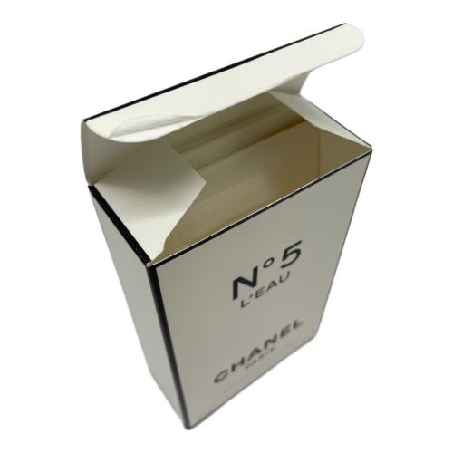 CHANEL (シャネル) オードトワレ 箱付/ホリデーコレクション 2018 N°5 ロー オードゥ トワレット  ヴァポリザター 100ml 残量80%-99%