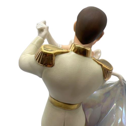 DISNEY (ディズニー) WDCC ウォルトディズニークラシックコレクション フィギュリン "So This Is Love" Cinderella シンデレラ