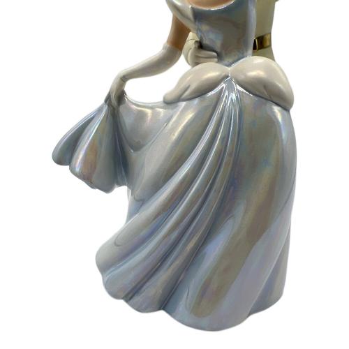 DISNEY (ディズニー) WDCC ウォルトディズニークラシックコレクション フィギュリン "So This Is Love" Cinderella シンデレラ