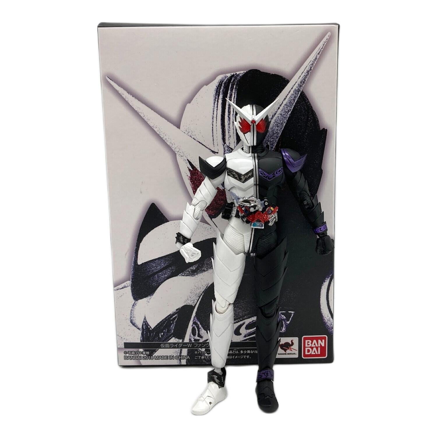 真骨彫　仮面ライダーW ファングジョーカー S.H.Figuarts（真骨彫製法） 仮面ライダーW ファングジョーカー（風都