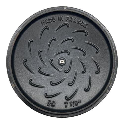 Staub (ストウブ) 両手鍋 ブラック