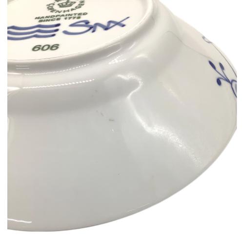 ROYAL COPENHAGEN (ロイヤル・コペンハーゲン) プレート 23.5cm ブルーフルーテッド・メガ