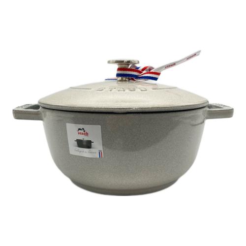 Staub (ストウブ) 両手鍋 40501-477 ワナベ カンパーニュ M 18cm 未使用品