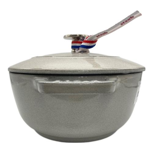 Staub (ストウブ) 両手鍋 40501-477 ワナベ カンパーニュ M 18cm 未使用品