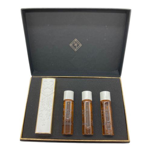Woman in Gold by Kilian (ウーマン イン ゴールド バイ キリアン) オードパルファム トラベルスプレィセット 7.5ml×4 残量80%-99% ヴレヴクシュアヴェクモワ
