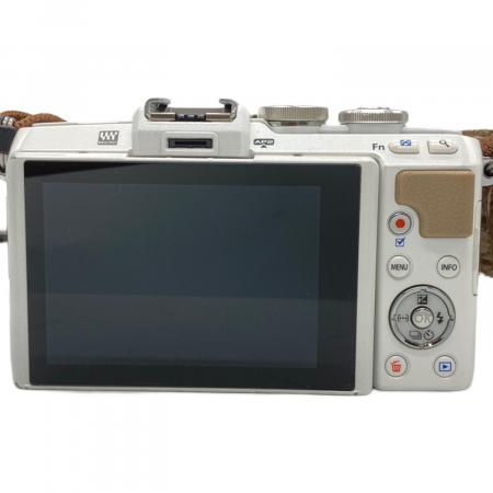 OLYMPUS (オリンパス) ミラーレス一眼カメラ E-PL7｜トレファクONLINE