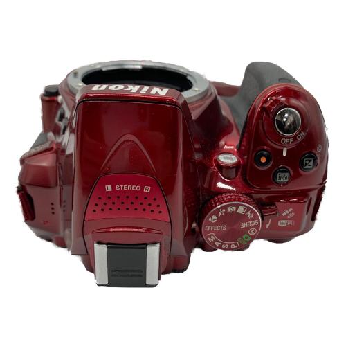 Nikon (ニコン) デジタル一眼レフカメラ D5300