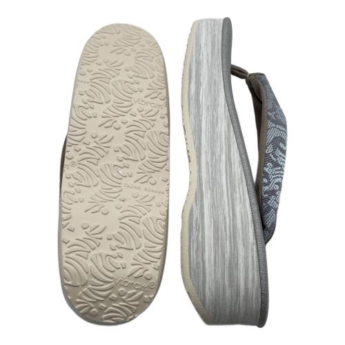 calen blosso (カレンブロッソ) 菱屋カレンブロッソ　カフェ草履　Mサイズ　小物　灰色　和装 グレー