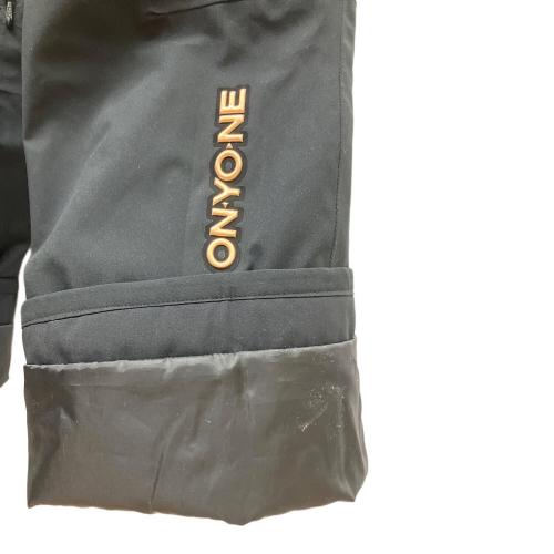 ONYONE (オンヨネ) TEAM OUTER JACKET/PANTS スキーウェア(セット) ONJ91550/ONP91551 メンズ SIZE M ブラック×レッド