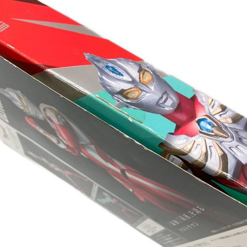 BANDAI (バンダイ) ULTRA-ACT ウルトラマン ウルトラマンマックス