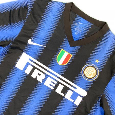 インテルナツィオナーレ・ミラノ サッカーユニフォーム 10/11シーズン