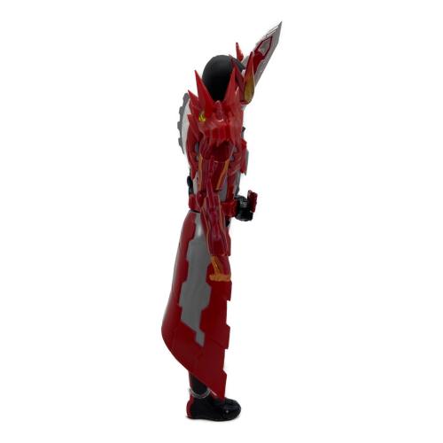 BANDAI (バンダイ) 仮面ライダーセイバー ブレイブドラゴン フィギュア S.H.Figuarts