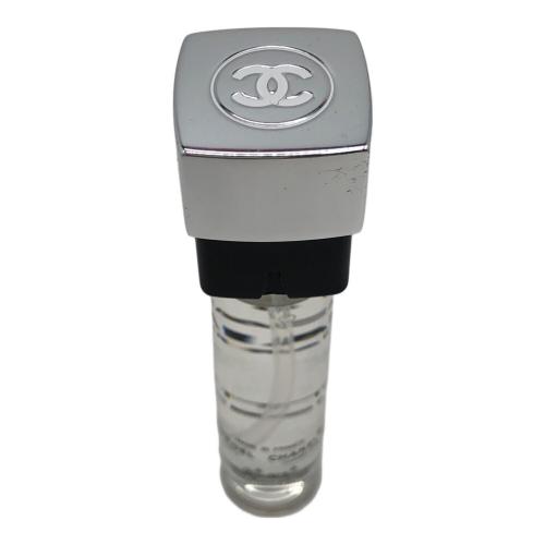 CHANEL (シャネル) N°5 ロー オードゥ トワレット パース スプレイ 2024クリスマス限定チャーム付 7ml×3