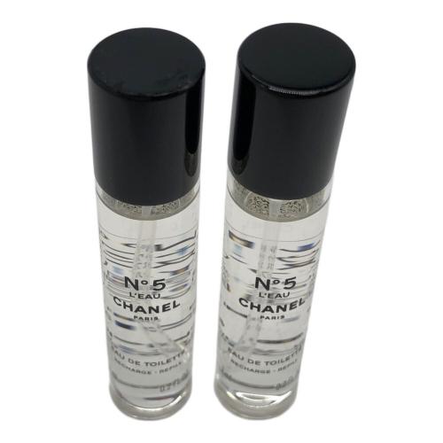 CHANEL (シャネル) N°5 ロー オードゥ トワレット パース スプレイ 2024クリスマス限定チャーム付 7ml×3