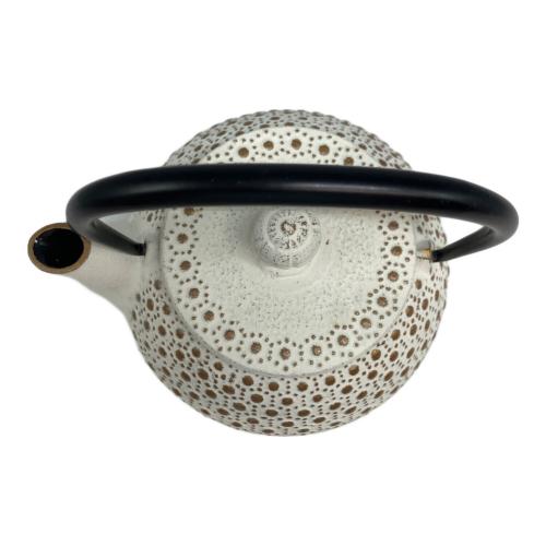 南部鉄器 岩鋳 (ナンブテッキ) カラーポット＆カラーポット敷