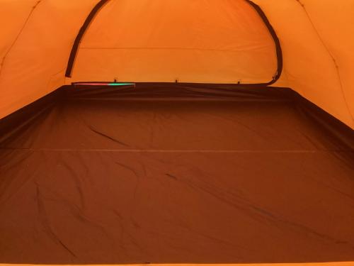 HILLEBERG (ヒルバーグ) ツールームテント ヨゴレ有 レッド ケロン4GT