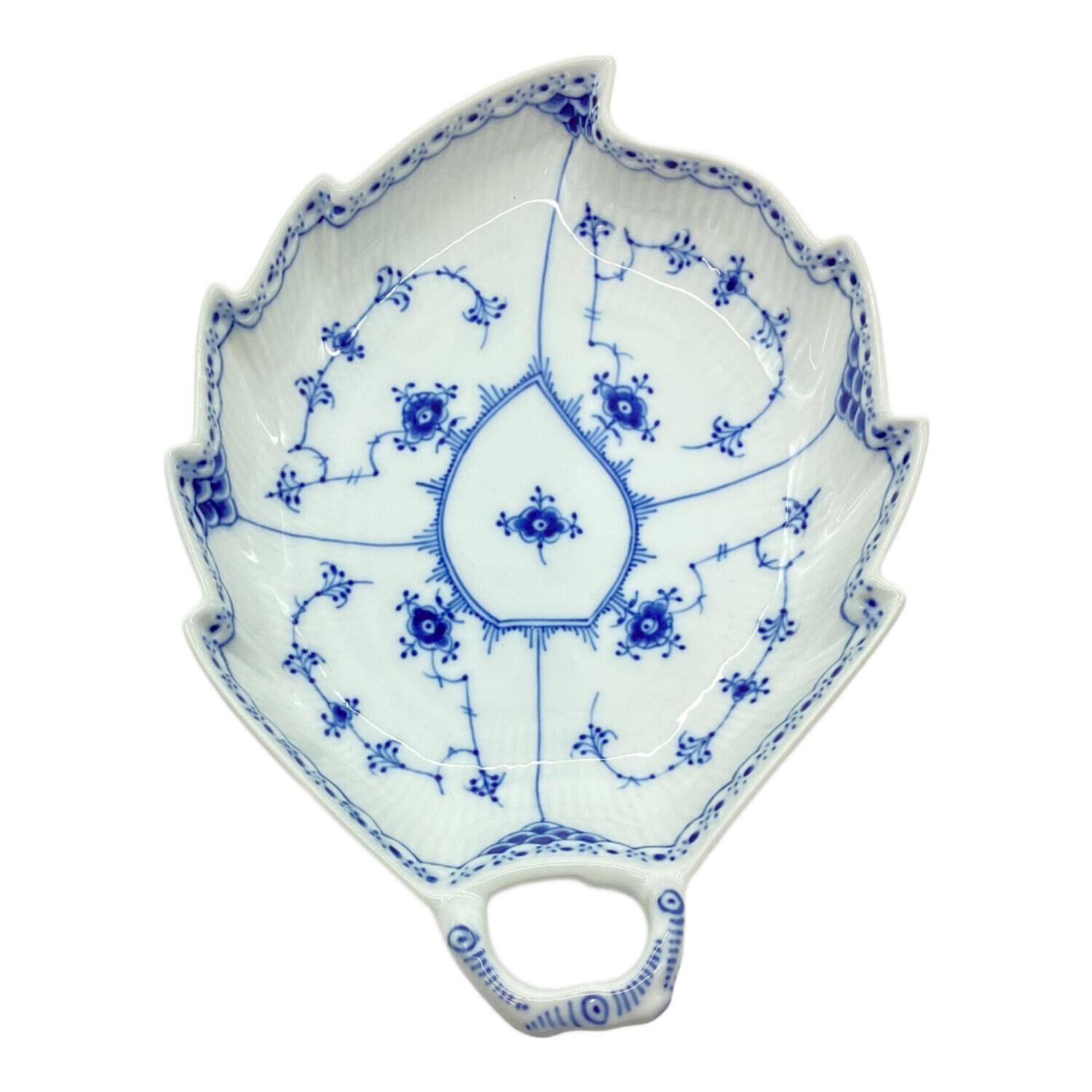 ROYAL COPENHAGEN (ロイヤル・コペンハーゲン) リーフディッシュ 23cm