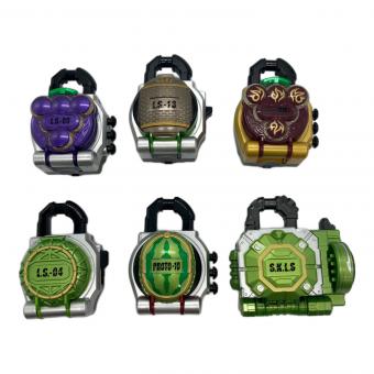 仮面ライダー鎧武(ガイム) (カメンライダーガイム) CSMロックシード呉島セット 仮面ライダー プレミアムバンダイ 箱ダメージあり