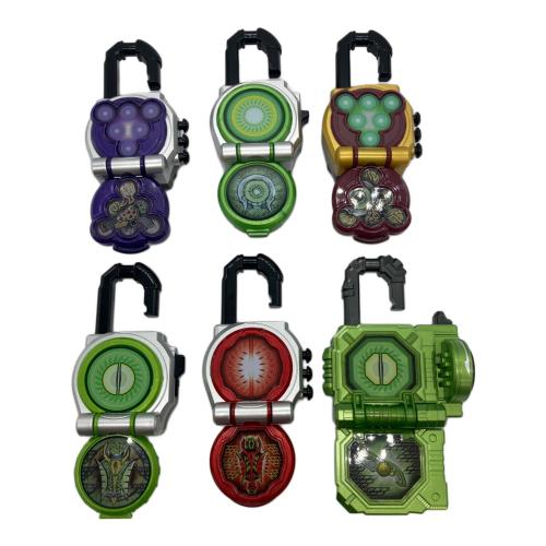 仮面ライダー鎧武(ガイム) (カメンライダーガイム) CSMロックシード呉島セット 仮面ライダー プレミアムバンダイ 箱ダメージあり