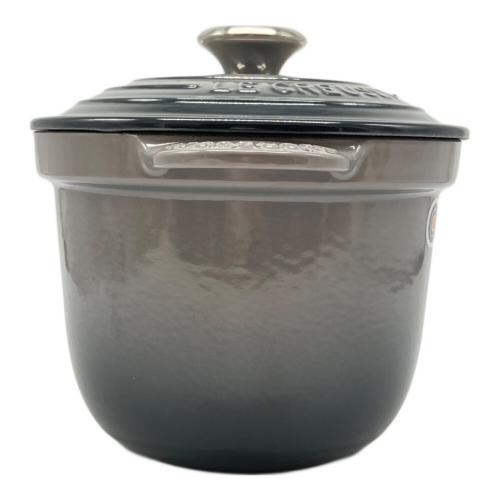 LE CREUSET (ルクルーゼ) ココット・エブリィ 18 グレー