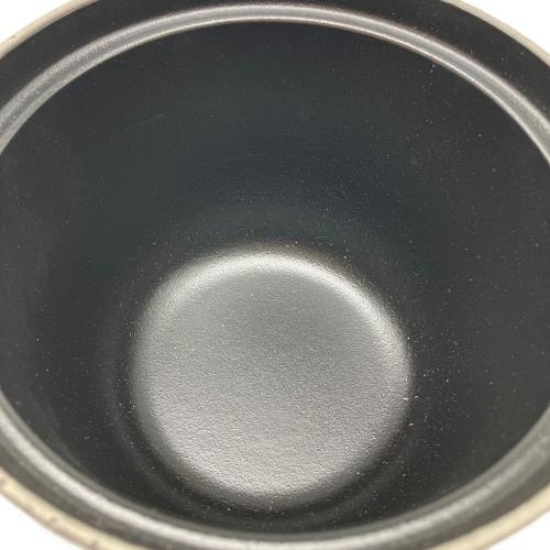 LE CREUSET (ルクルーゼ) ココット・エブリィ 18 グレー