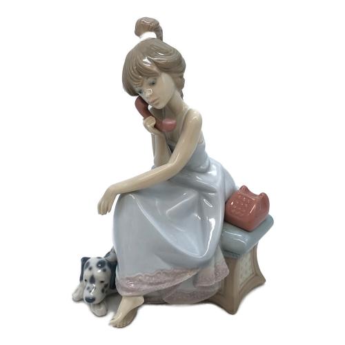 LLADRO (リヤドロ) フィギュリン 5466 大事な電話