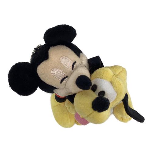 Disney STORE (ディズニーストア) ミッキー＆プルート ハグ ぬいぐるみバッジ ディズニーグッズ