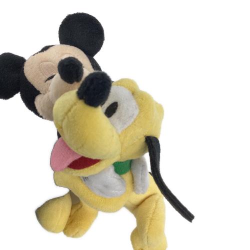 Disney STORE (ディズニーストア) ミッキー＆プルート ハグ ぬいぐるみバッジ ディズニーグッズ