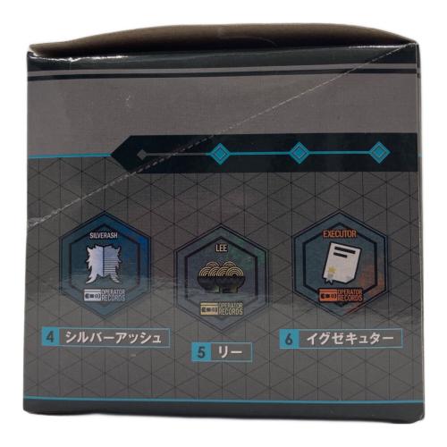 ソル・インターナショナル　『アークナイツ』記録褒章ピンズ BOX.B
