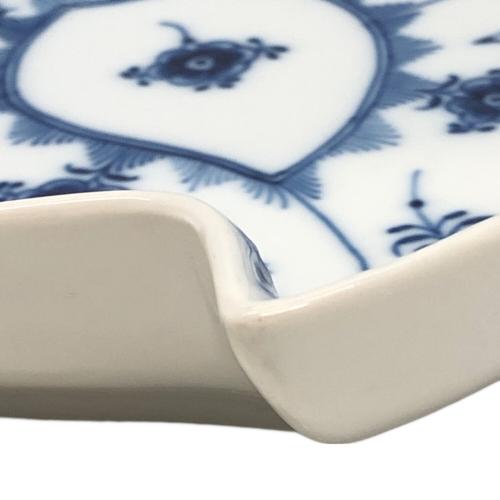 ROYAL COPENHAGEN (ロイヤル・コペンハーゲン) リーフディッシュ ブルーフルーテッド
