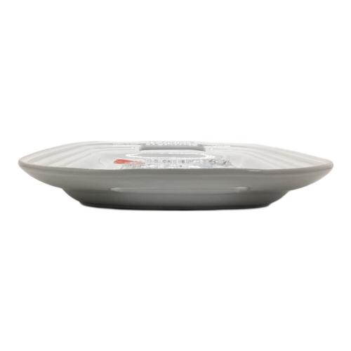 LE CREUSET (ルクルーゼ) サービングプレート