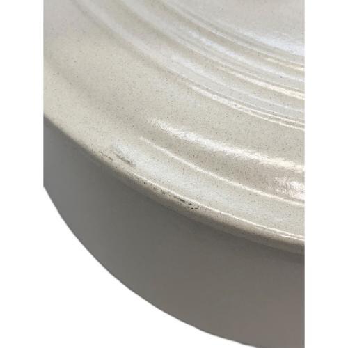 LE CREUSET (ルクルーゼ) 両手鍋 アイボリー ココット・オーバル