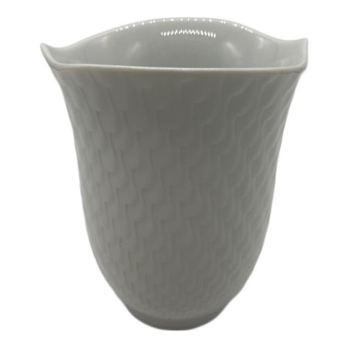 Meissen (マイセン) フリーカップ 波の戯れホワイト
