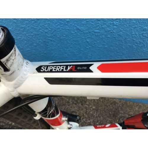 TREK (トレック) マウンテンバイク Sサイズ相当 ホワイトxブラックxレッド スーパーフライALエリート WTU144G0436G 適応身長【約170～190cm】 ■ ■ ■ ▲