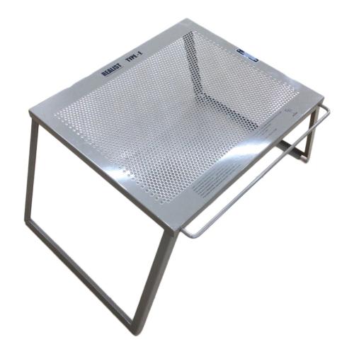 bush de BRUNT (ブラント) アウトドアテーブル タンカラー REALIST TYPE-E