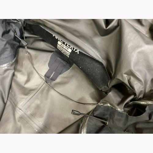 ARC'TERYX (アークテリクス) トレッキングウェア(ジャケット) メンズ SIZE XS ブラック GORE-TEX ベータSLジャケット 10968