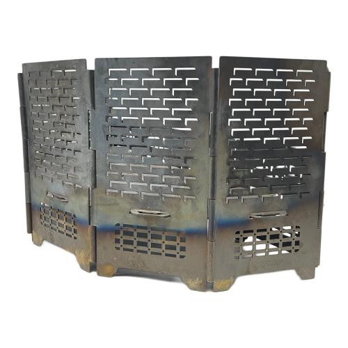 サンゾー工務店 (サンゾーコウムテン) 焚火台 BRICK Rodan スタンダード 半月セット